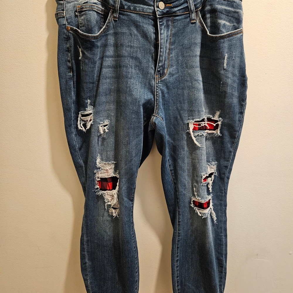 Judy Blue Distressed Boyfriend Jeans with Red Highlights